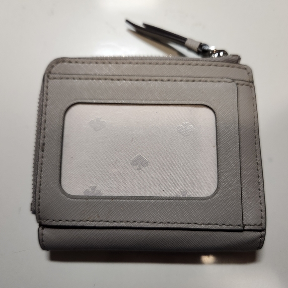 EUC Kate Spade wallet light grey - Picture 2 of 4
